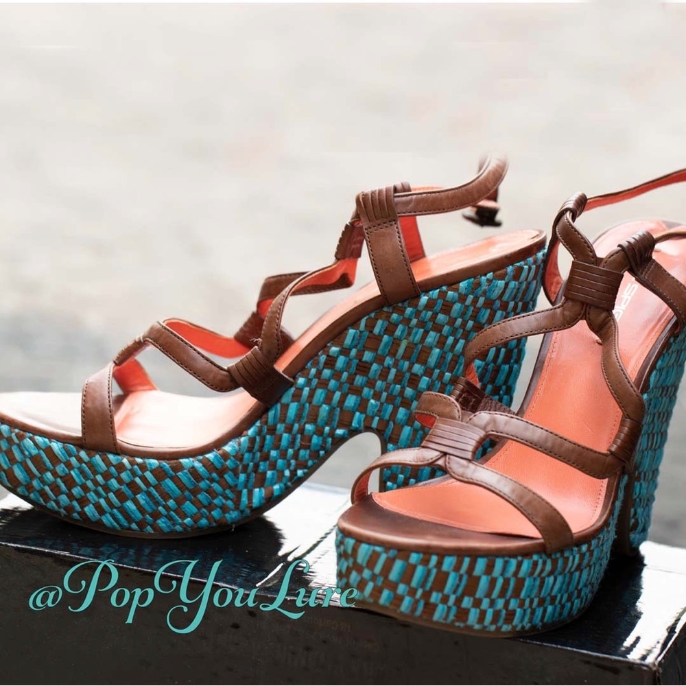 Via Spiga Turquoise Brown Basket Weave platform Shoes - Picture 4 of 5